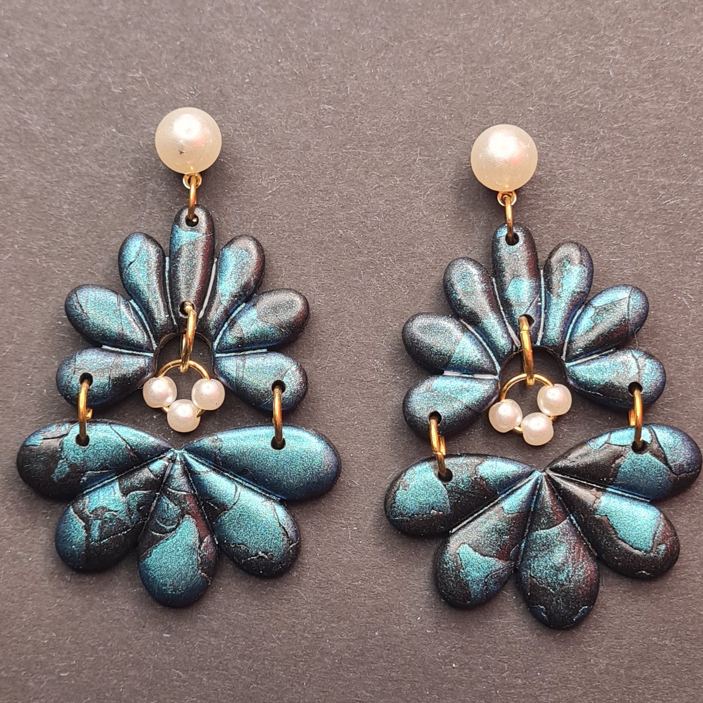 CCC Polymer Earrings Pearl Blue Flower